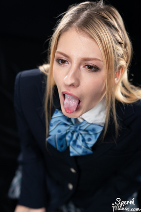 Student Volpetti Rebecca on her knees receiving cum in mouth