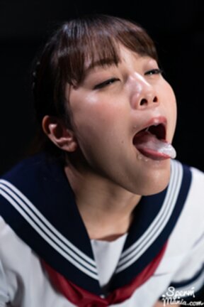 Kogal Komatsu Aya in uniform on her knees receiving cum in mouth